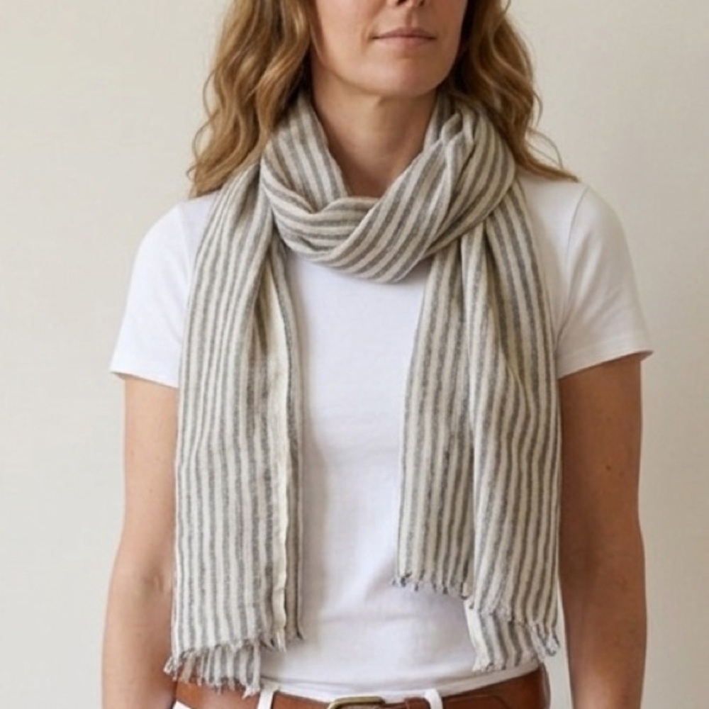 Striped Gray and White Scarf